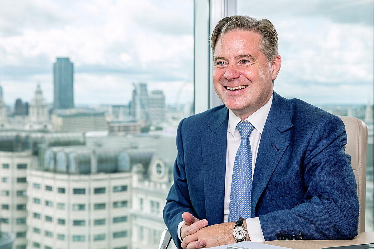 Mark Duckworth portrait session at 1 London Wall Place in the City of London for Schroders Personal Wealth